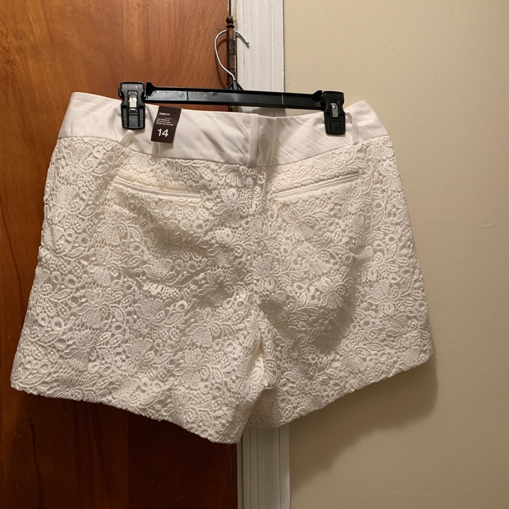 Shorts - Picture 2 of 5